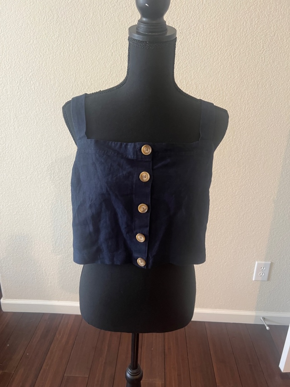 LOFT Navy Button-Front Cropped Tank